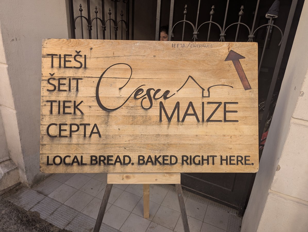Cēsu Maize &mdash; vietējā maize, cepta turpat uz vietas